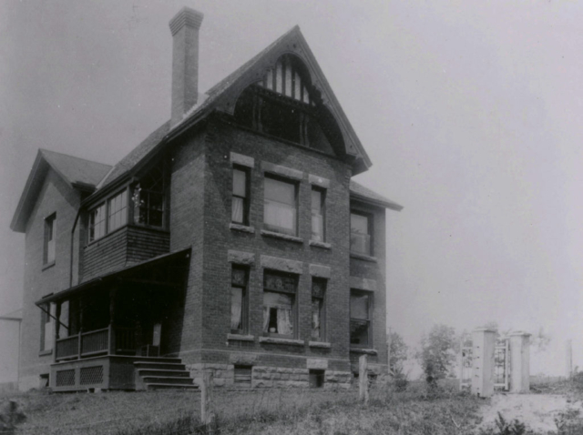 10 Morningside Ave, the R.C. Smith / Mackintosh house circa 1893. Designed by John Gemmell, this house was similar to Wm. Smith's house at 22 DeForest. The house was built for the Rev. Mackintosh and was purchased by R. C Smith in 1902. It was demolished in 1955 after Mr. Smith passed away at the age of 98.